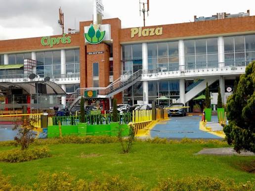 Centro Comercial Ciprés Plaza — cliente de Servihidráulicos SAS, mantenimiento hidráulico en Bogotá