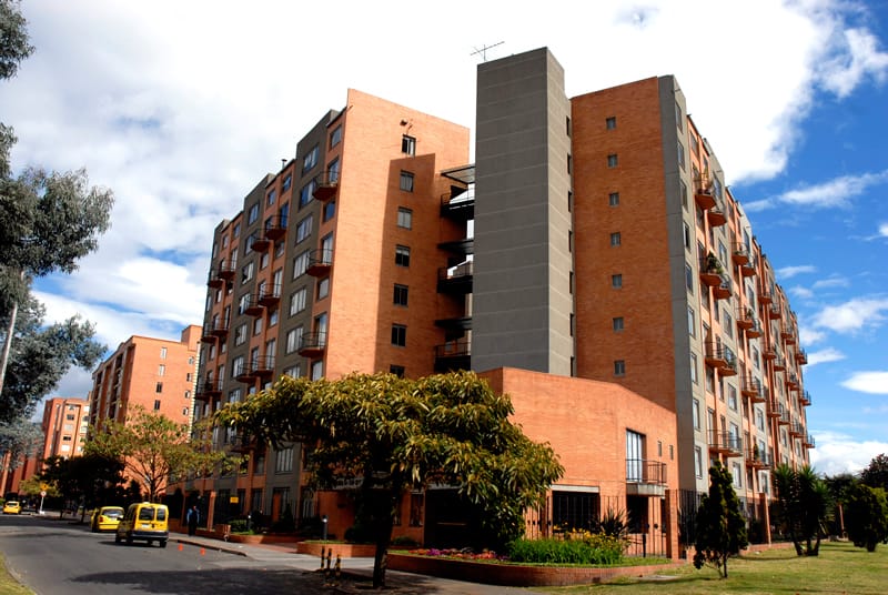 Conjunto Lugano, Bogotá — cliente de Servihidráulicos SAS, mantenimiento hidráulico en Bogotá