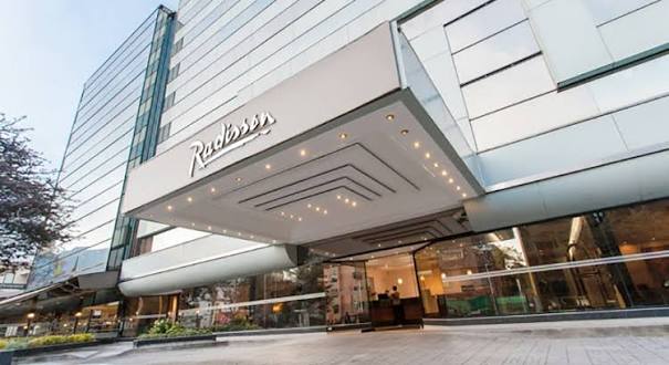 Radisson Bogotá Metrotel — cliente de Servihidráulicos SAS, mantenimiento hidráulico en Bogotá